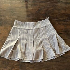 Gray Pinstripe Pleated skort